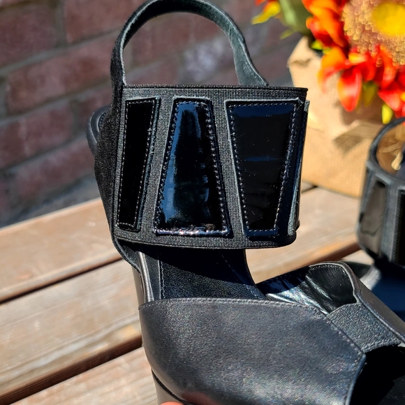 Dana Davis made in Italy black stilettos - Picture 3 of 7